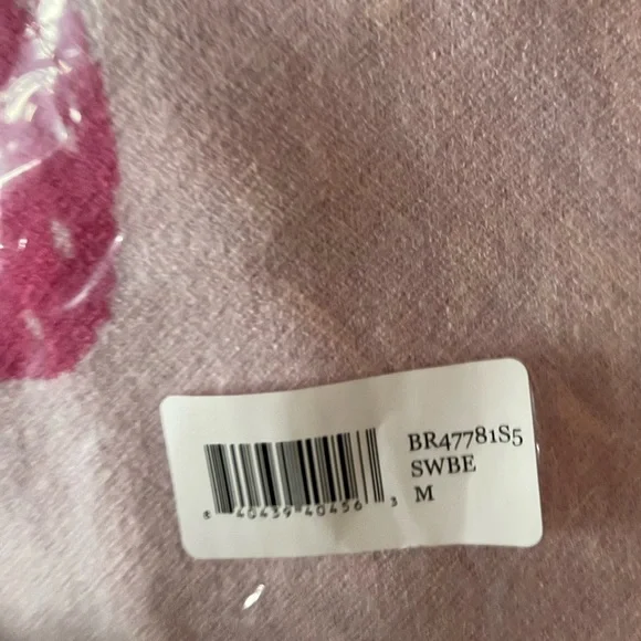 Beach Riot NWT Sz M Joey Sweet strawberries oversized sweater; so cute! - Picture 3 of 16